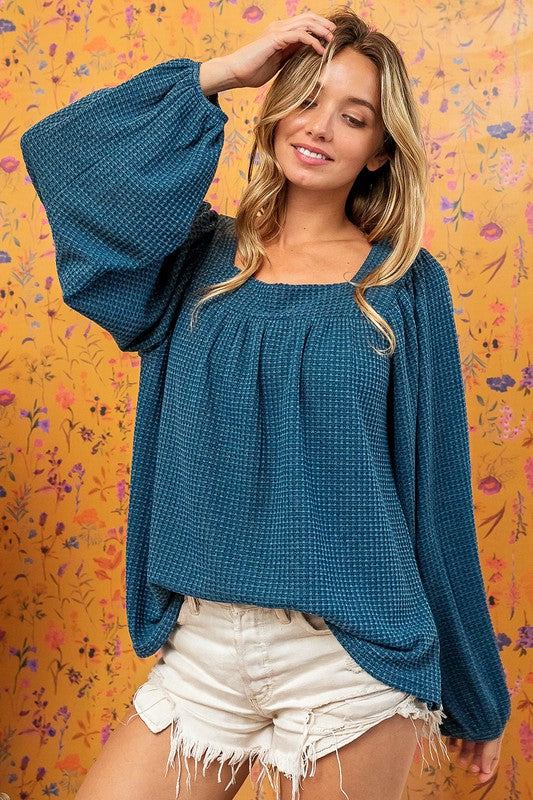 2TONE WAFFLE SQUARE NECK SHIRRED TOP