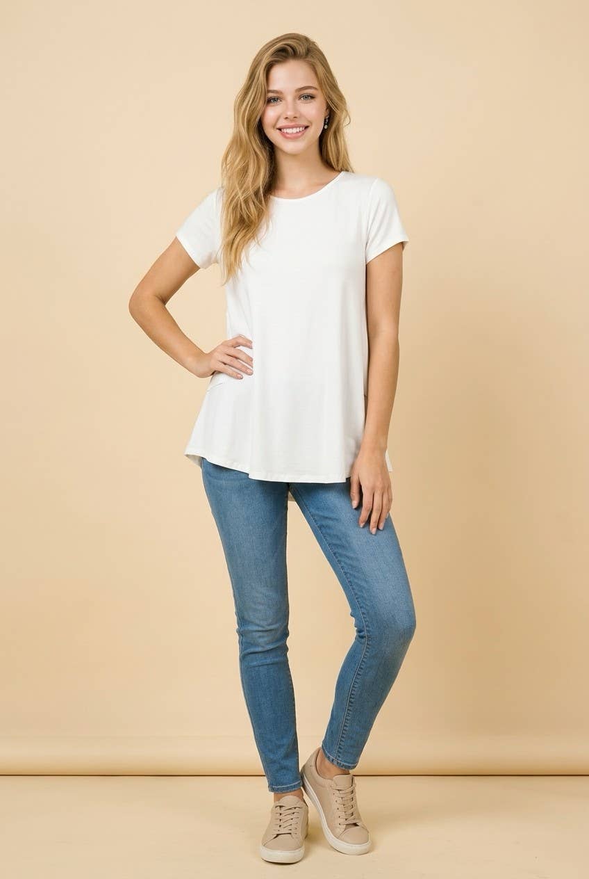 SHORT SLEEVE TOP WITH BACK RUFFLE