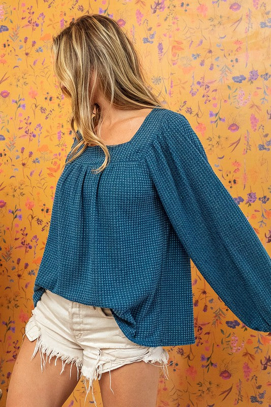 2TONE WAFFLE SQUARE NECK SHIRRED TOP