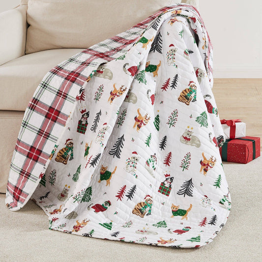 Meowy Christmas Quilted Throw