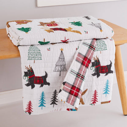 Jingle Paws Quilted Throw