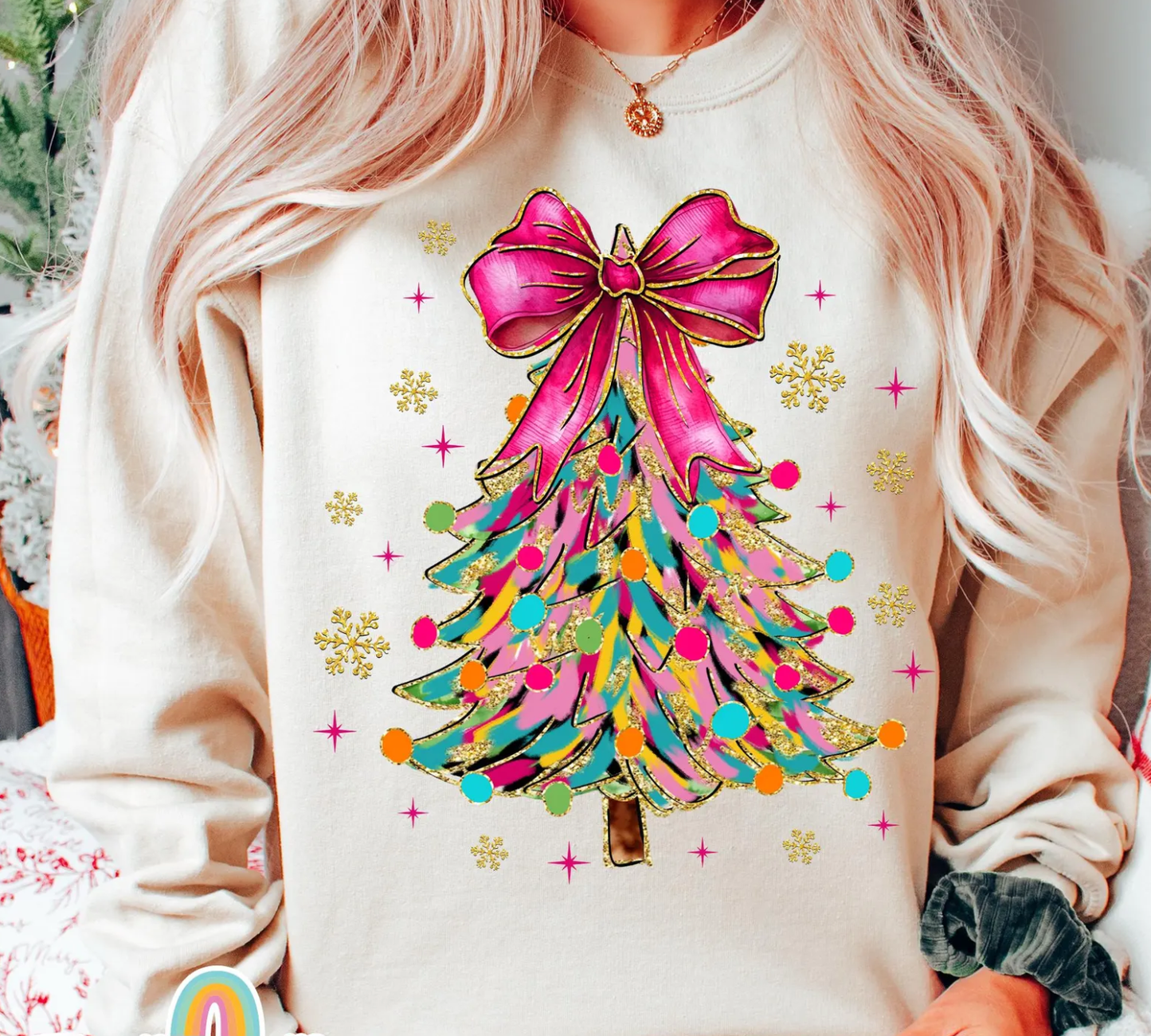 CHRISTMAS TREE WATERCOLOR CREWNECK TEE