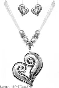 Heart pendant necklace and earrings set