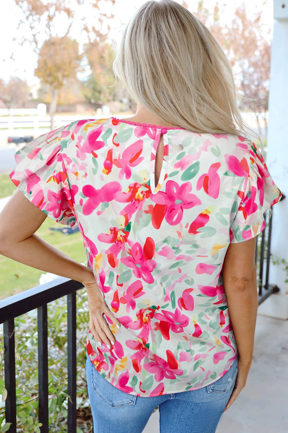 Floral Print Flutter Sleeve Round Neck Casual Blouse